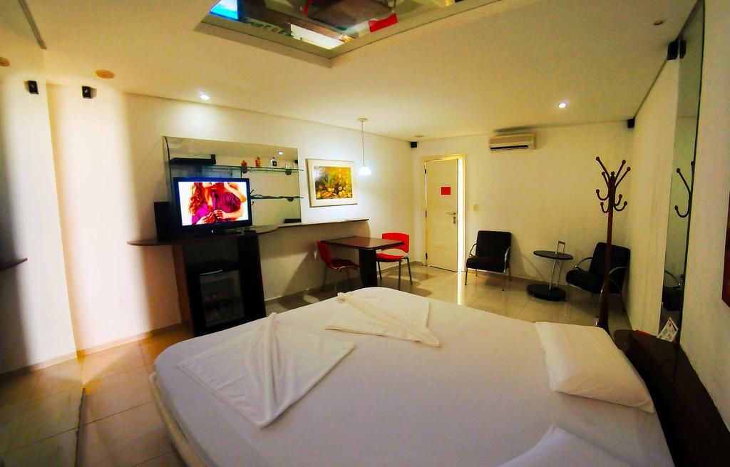 Tititi Motel (Adults Only) Olinda Exterior foto