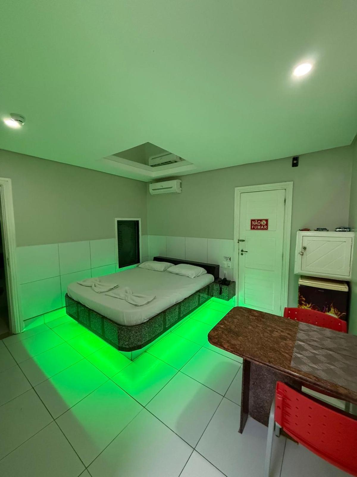 Tititi Motel (Adults Only) Olinda Exterior foto