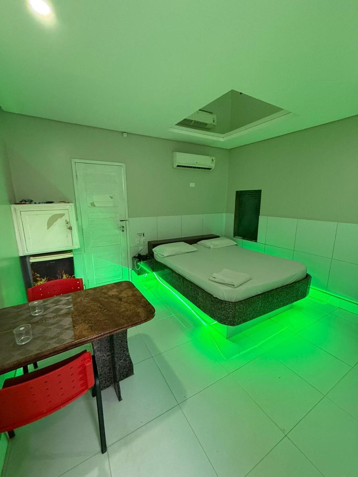 Tititi Motel (Adults Only) Olinda Exterior foto