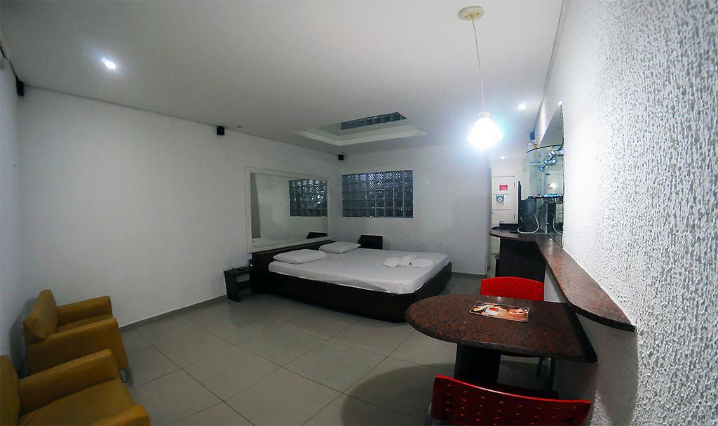 Tititi Motel (Adults Only) Olinda Exterior foto